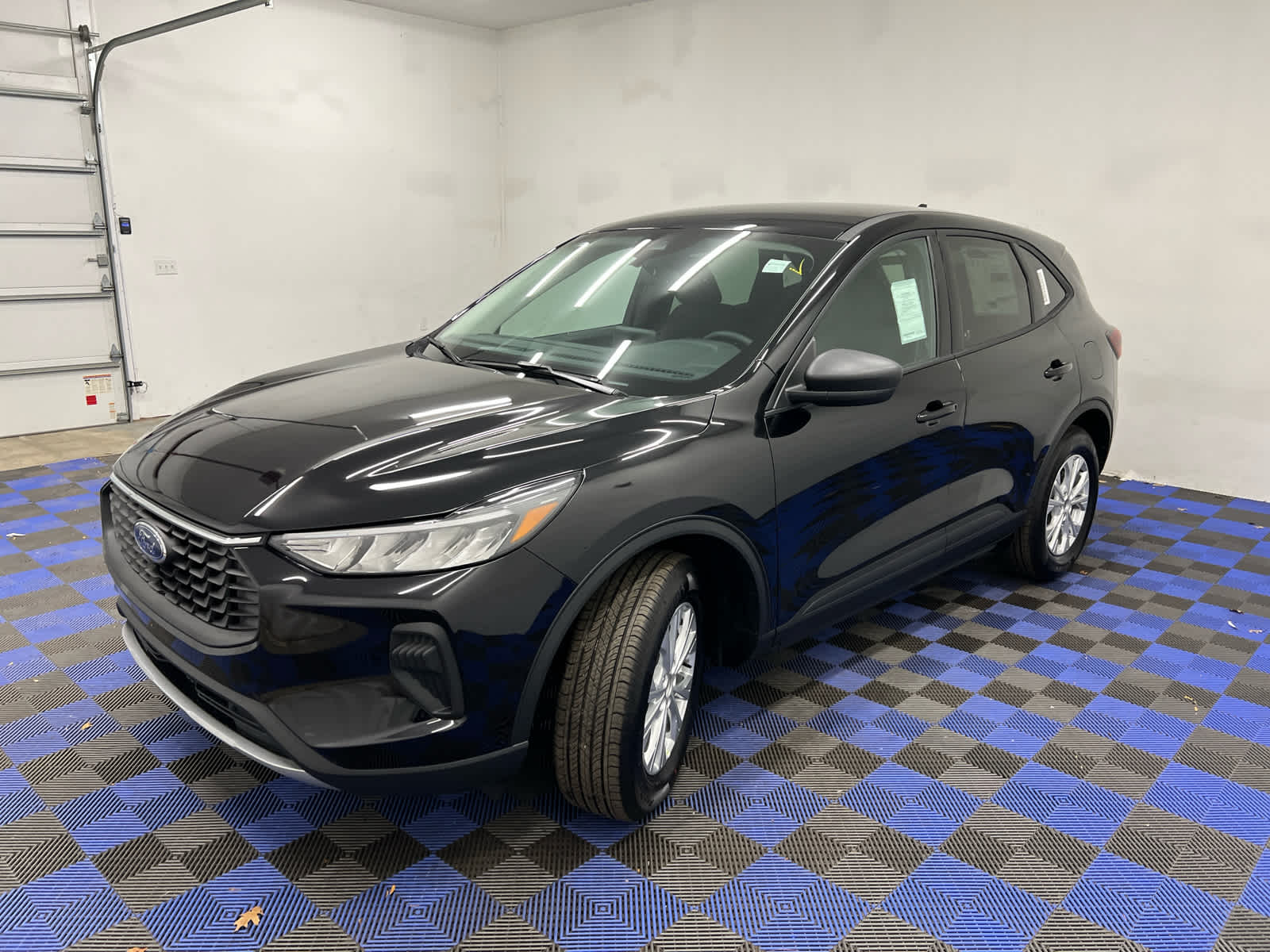 2025 Ford Escape Active photo 3