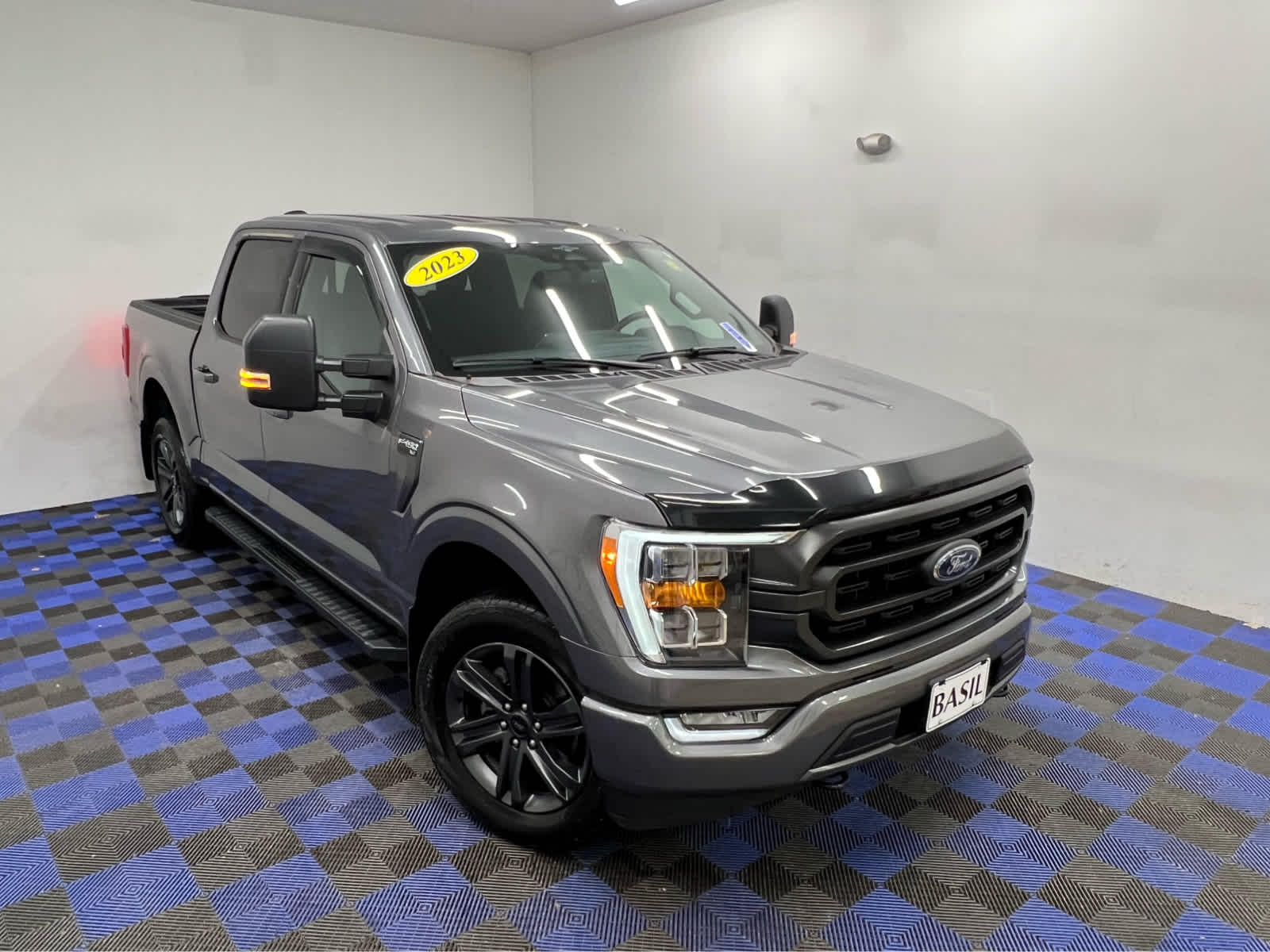 2023 Ford F-150 XLT's photo