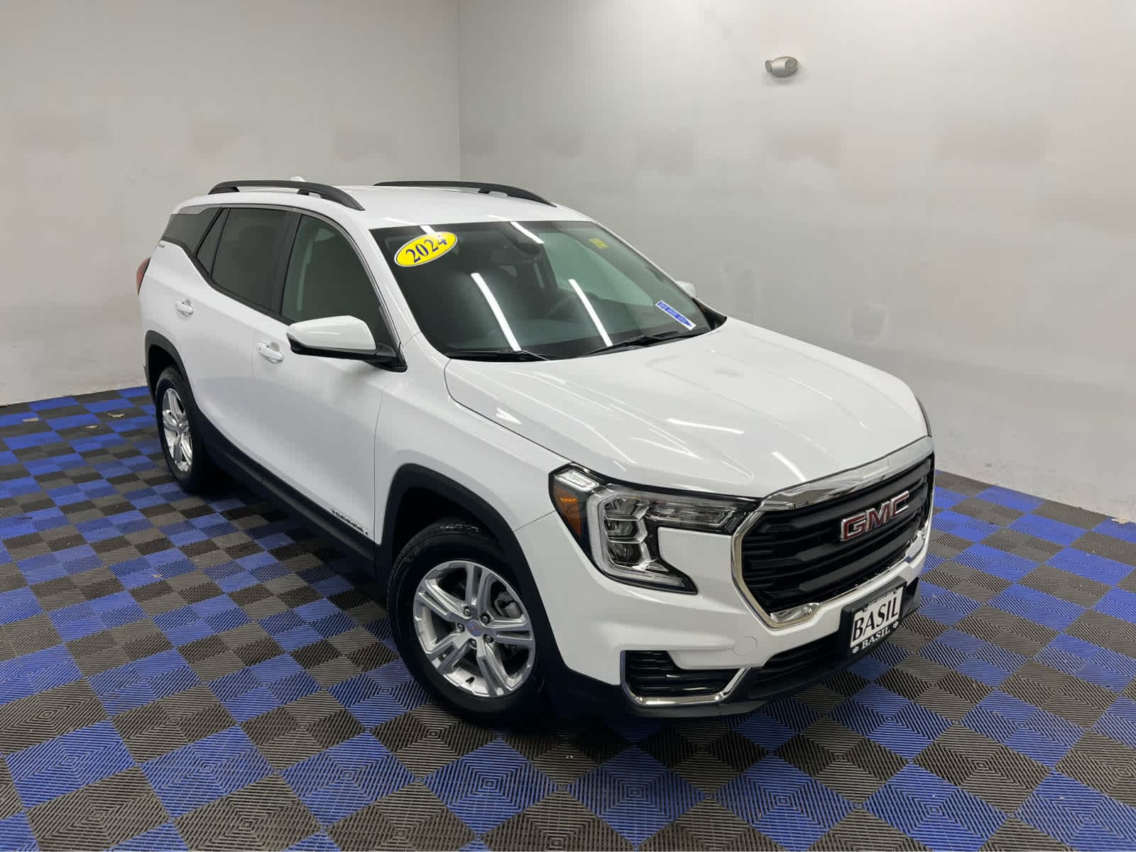 2024 GMC Terrain SLE's photo