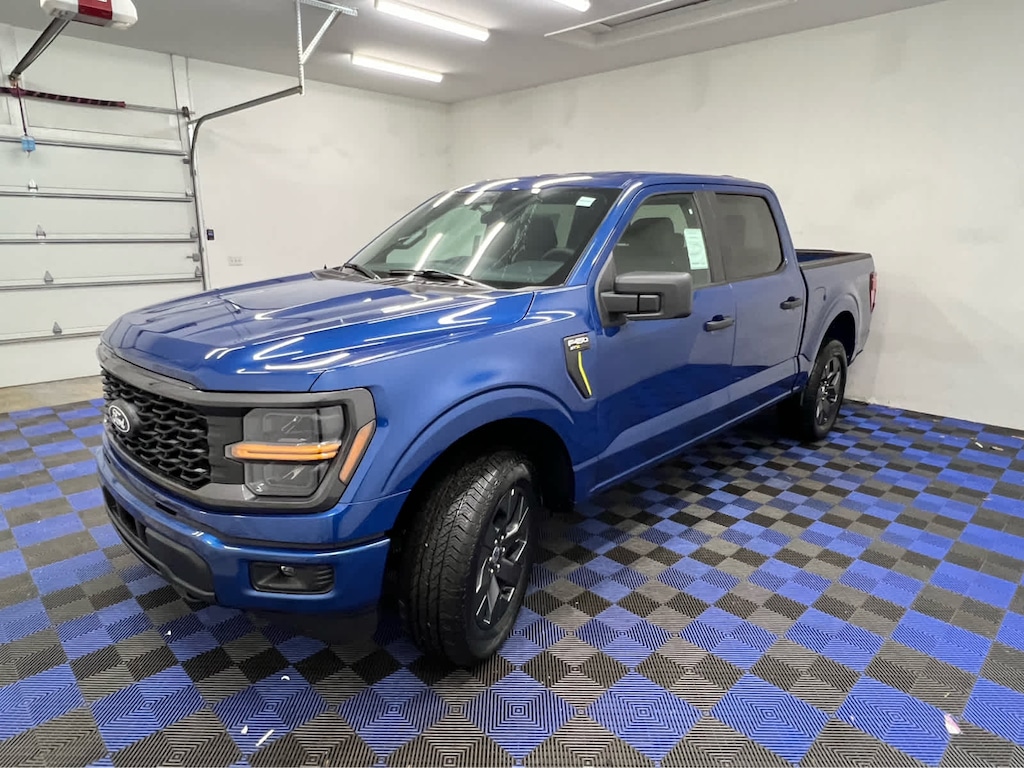 New 2025 Ford F-150 STX 4WD Supercrew 5.5 Box 4WD SuperCrew 5.5 Box