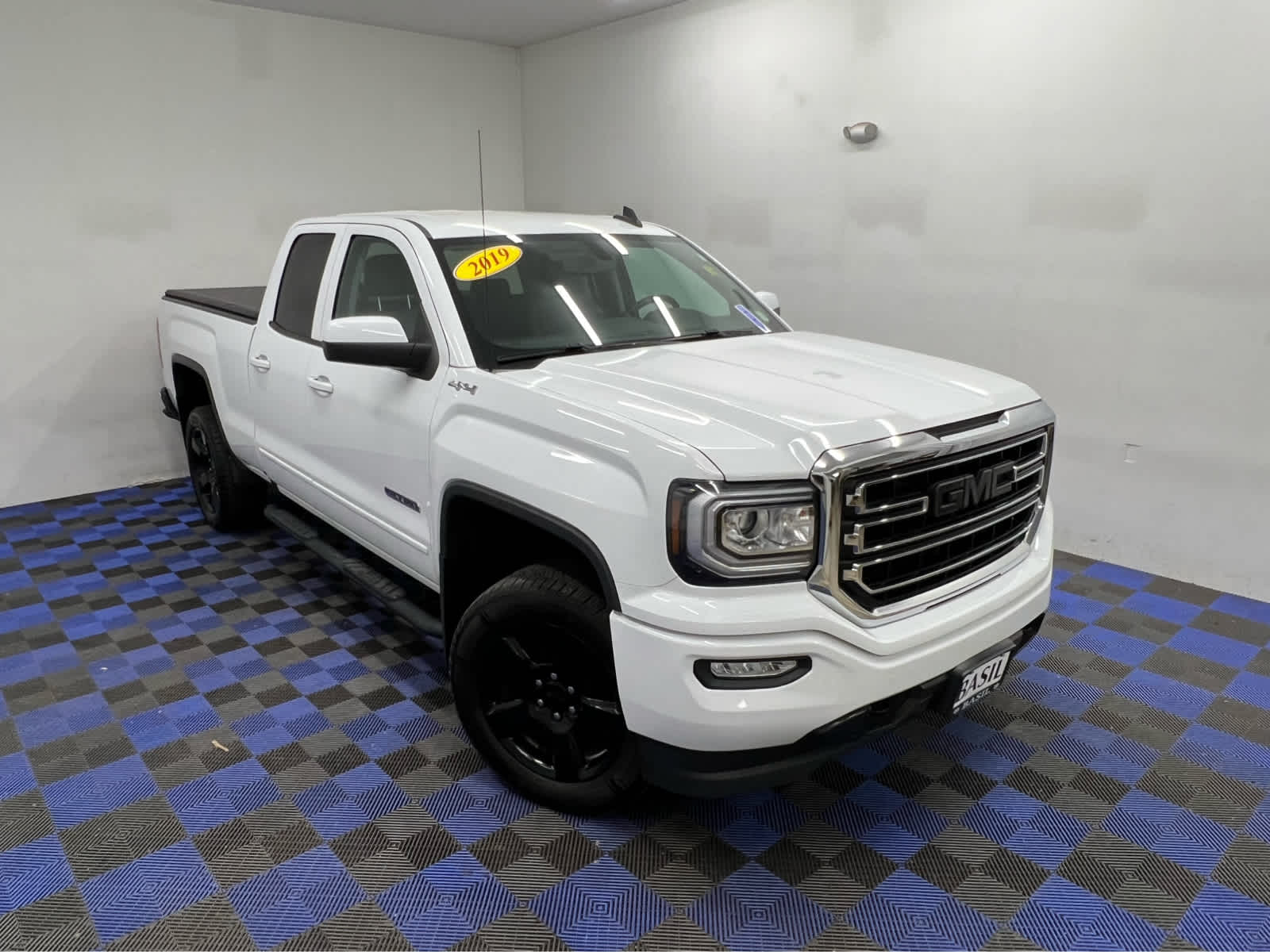 2019 GMC Sierra 4WD Double Cab Standard Box's photo