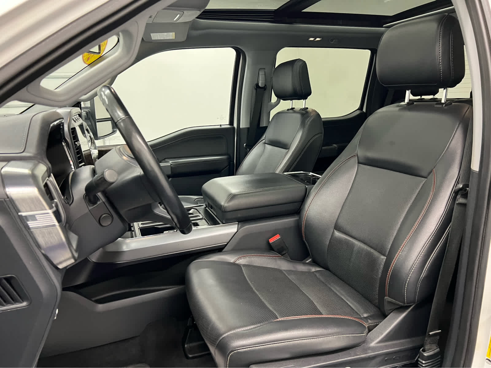 2023 Ford F-150 Lariat - Photo 6