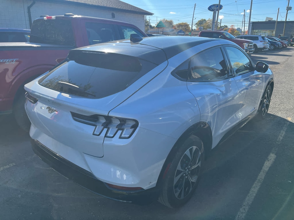 Used 2021 Ford Mustang Mach-E Premium SUV