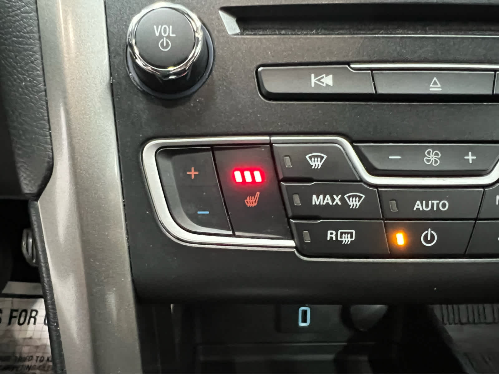 Used 2018 Ford Fusion Hybrid SE with VIN 3FA6P0LUXJR210732 for sale in Niagara Falls, NY