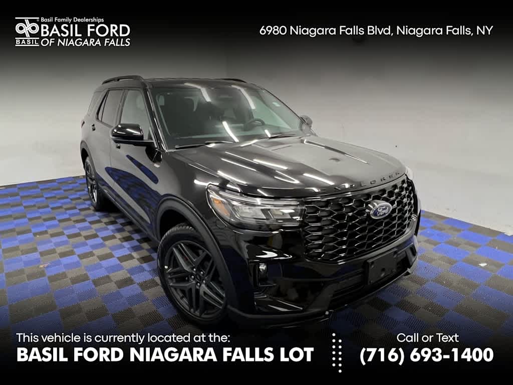2026 Ford Explorer ST-LINE's photo