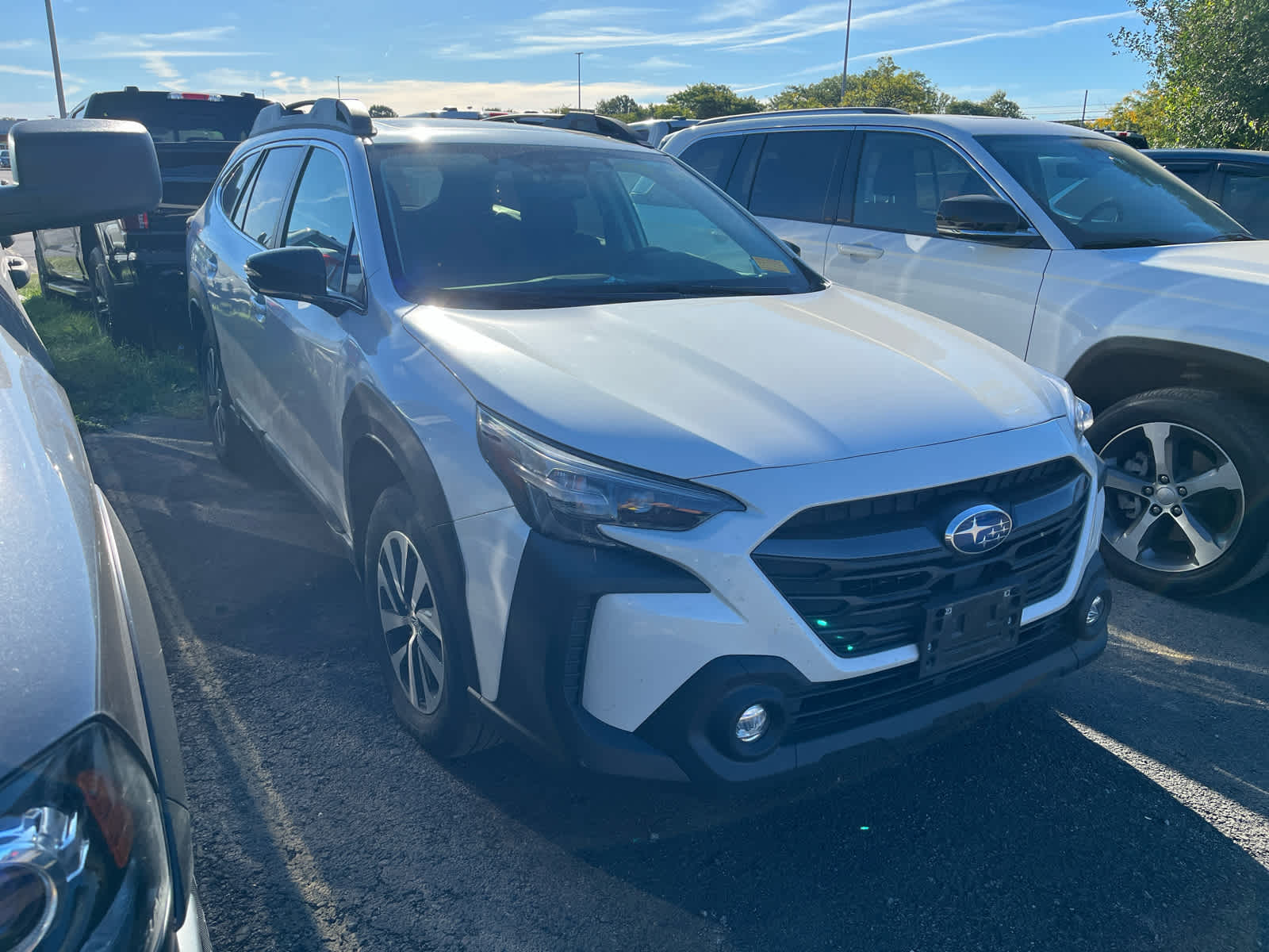 2024 Subaru Outback Premium photo 2