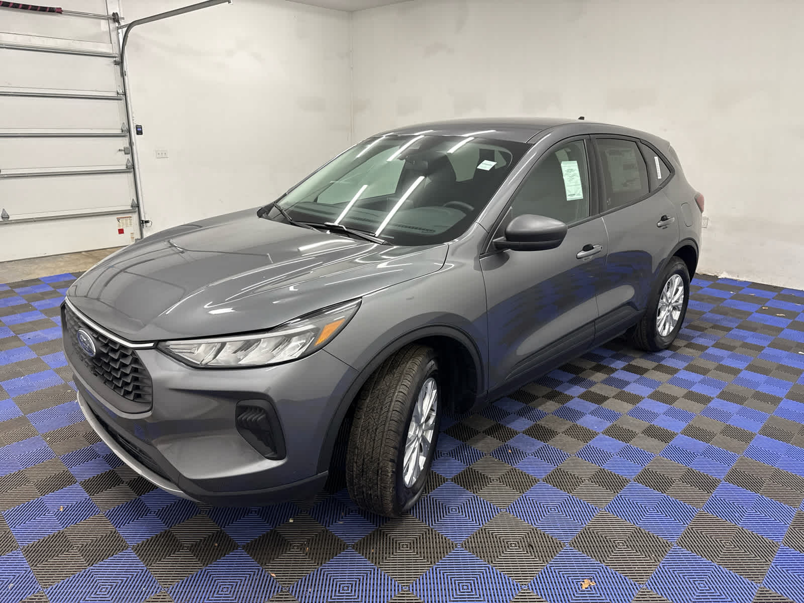 2025 Ford Escape Active photo 3