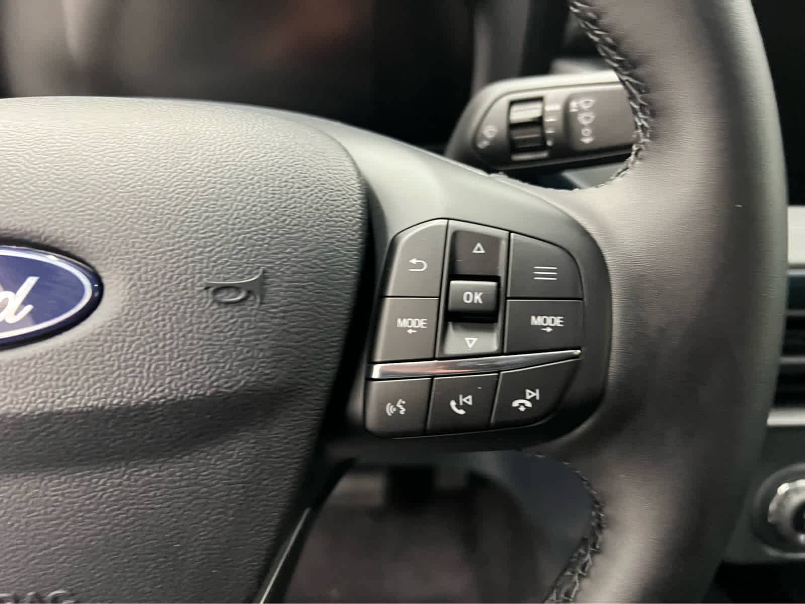 2025 Ford Maverick XLT - Photo 16