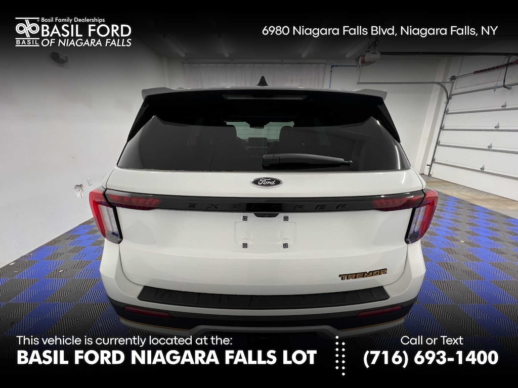 2026 Ford Explorer photo 3