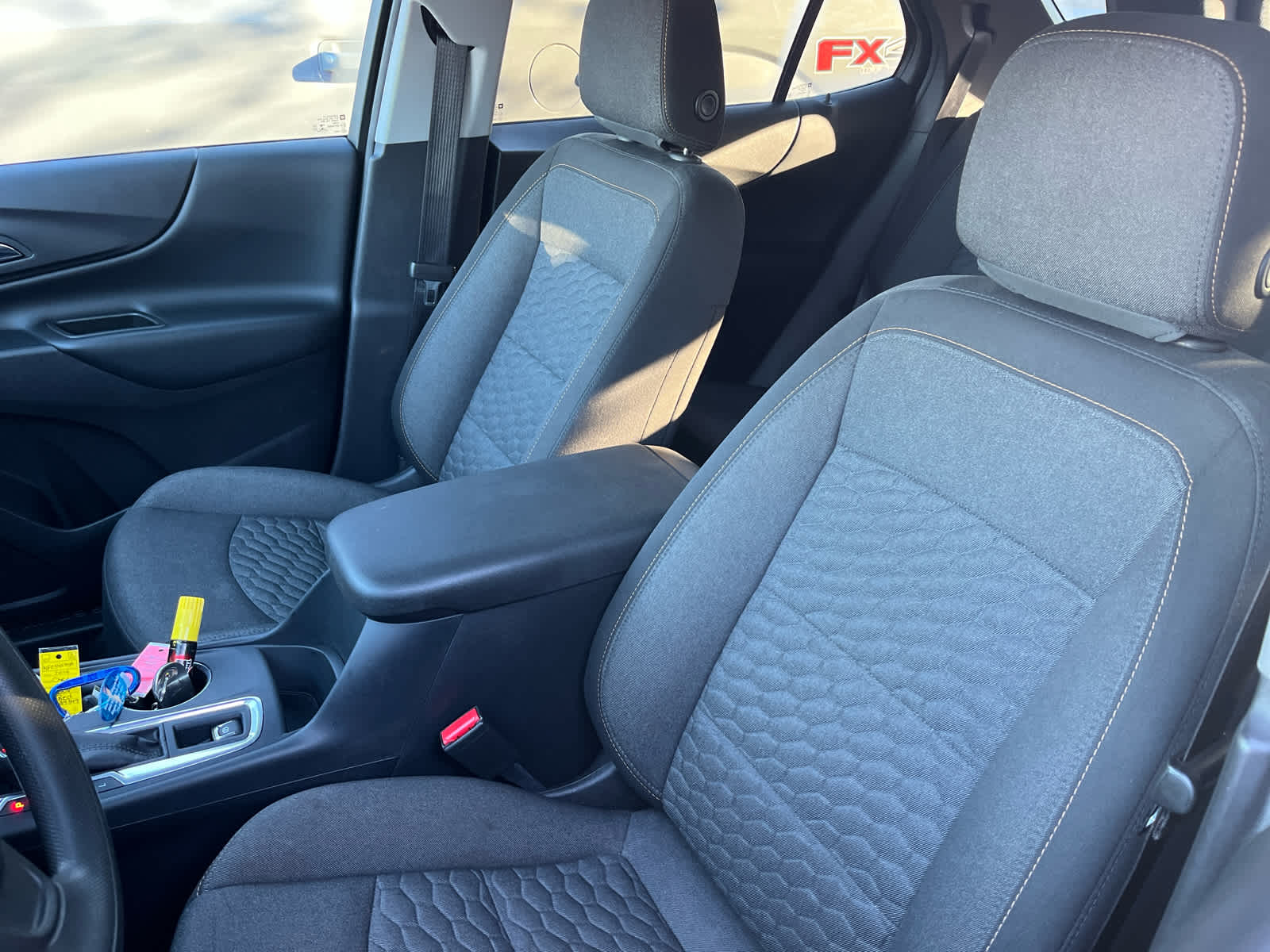 2019 Chevrolet Equinox LT photo 3