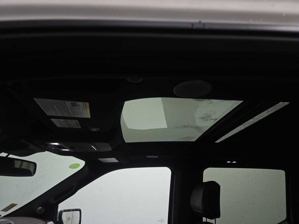 2023 Ford F-150 Lariat photo 3