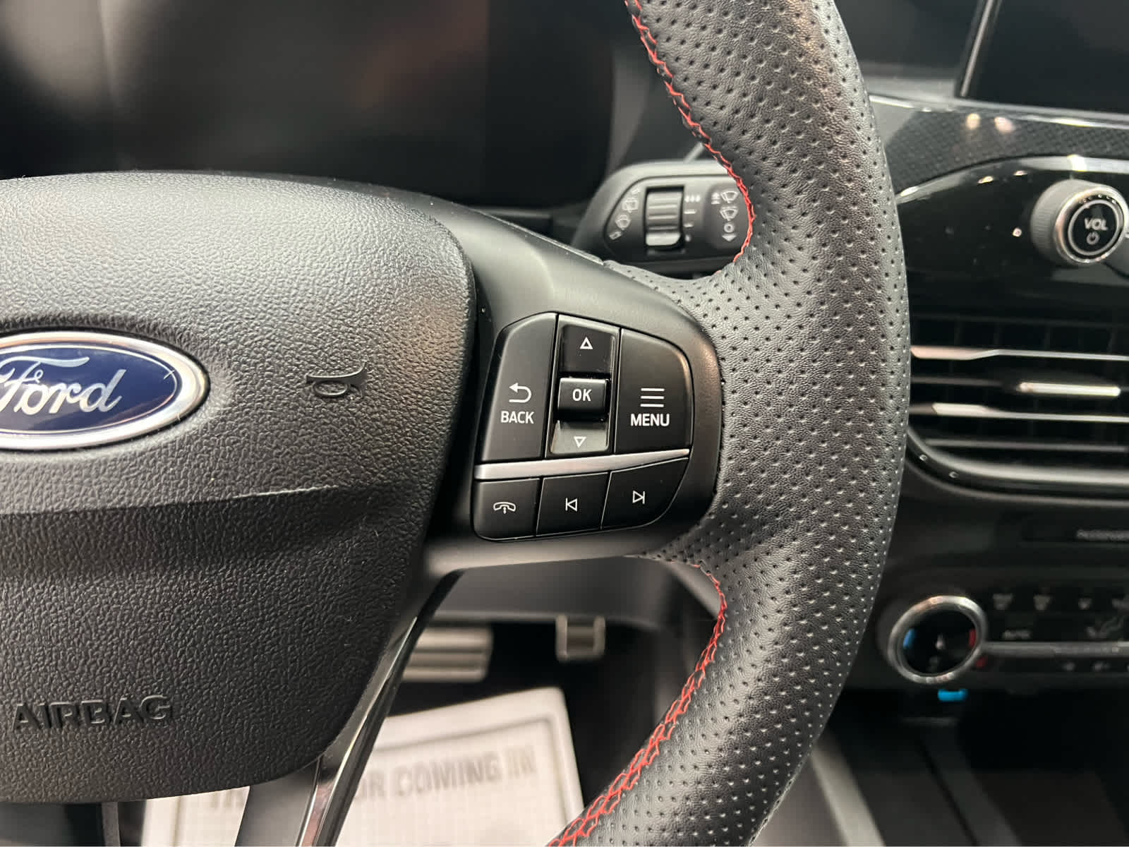 2023 Ford Escape ST-Line - Photo 24