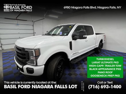 2022 Ford Super Duty F-250 Pickup Lariat 4WD Crew Cab 6.75 Box Truck Crew Cab