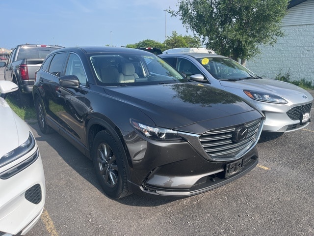 Used 2018 Mazda CX-9 Sport with VIN JM3TCBBY5J0220343 for sale in Niagara Falls, NY