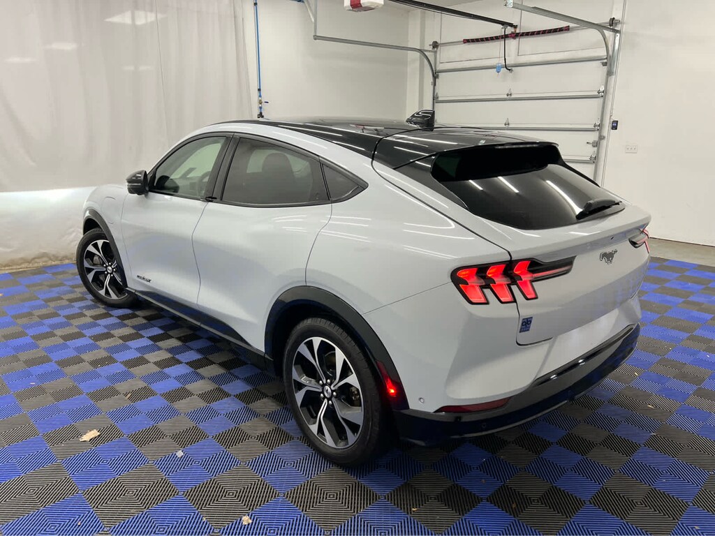 Used 2021 Ford Mustang Mach-E Premium SUV