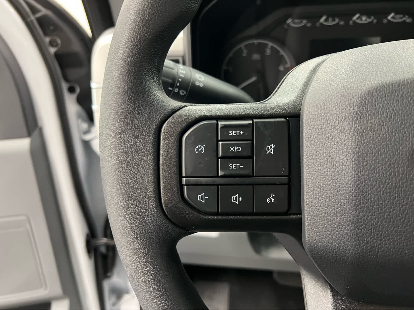 2026 Ford F-350 Super Duty XL - Photo 15