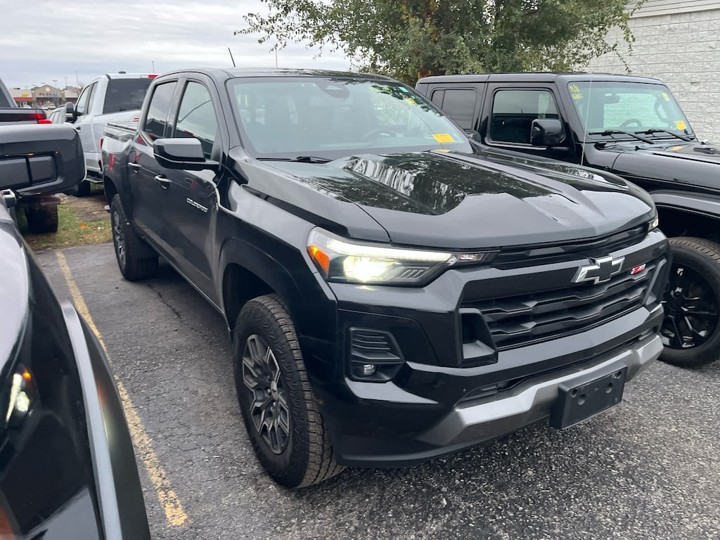 Used 2024 Chevrolet Colorado 4WD Z71 Crew Cab Truck Crew Cab