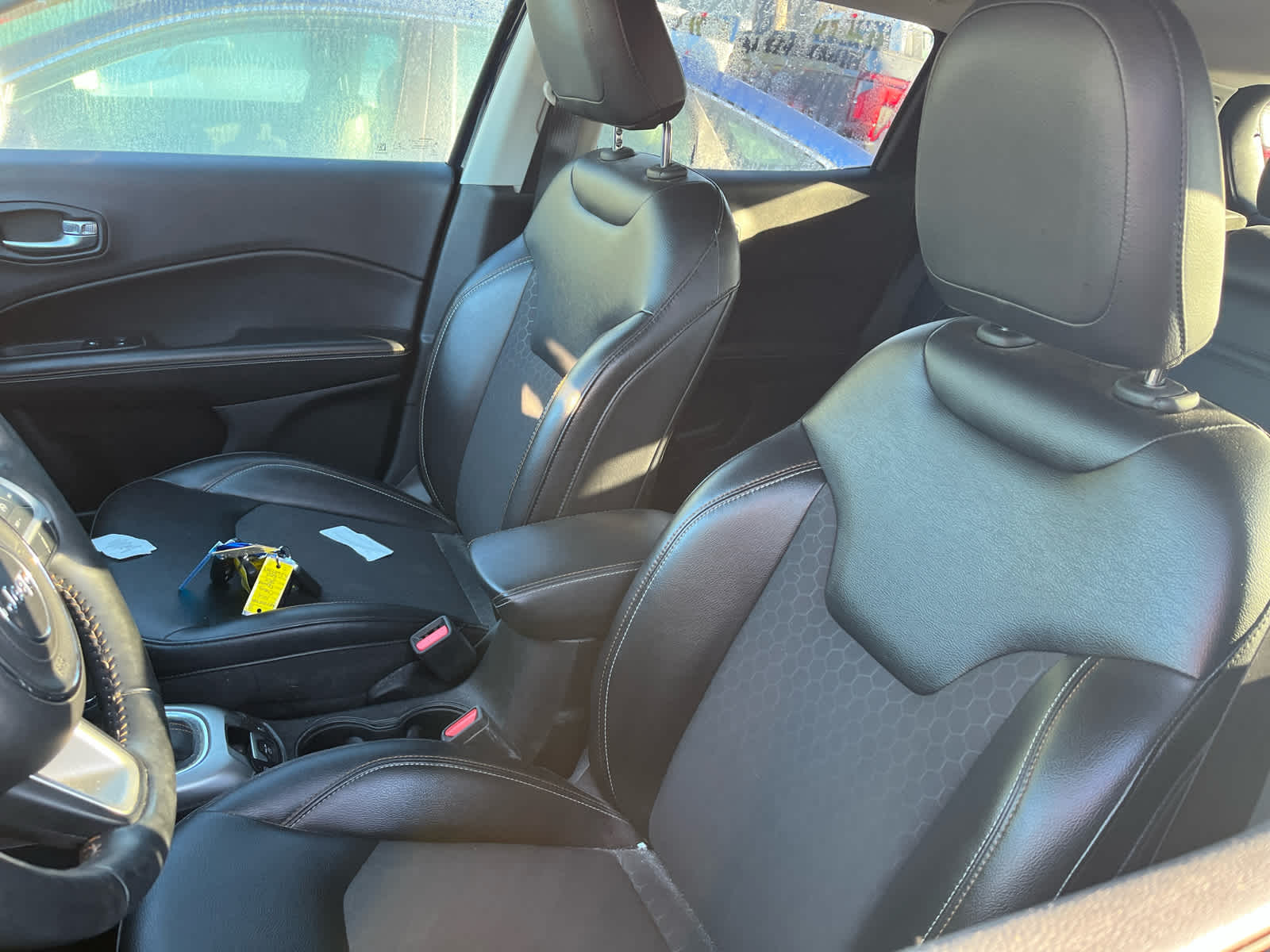 2018 Jeep Compass Latitude photo 3