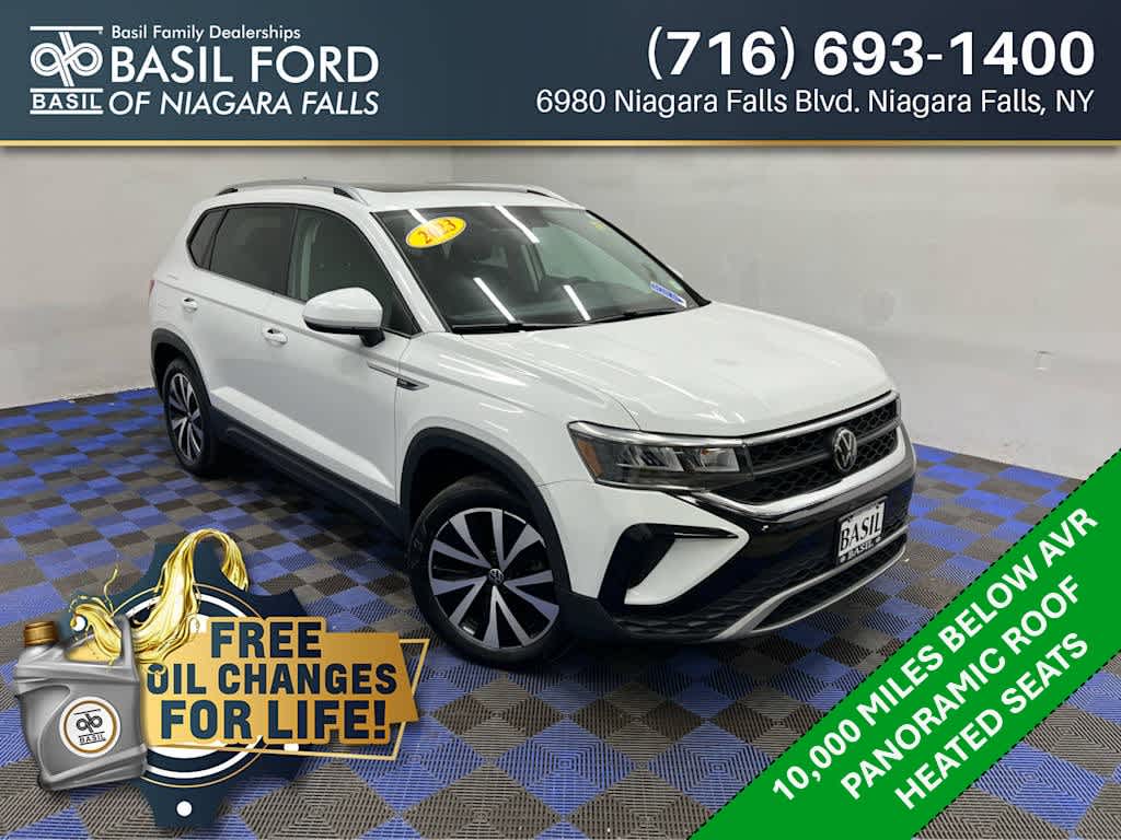 2023 Volkswagen Taos 1.5T SE 4Motion's photo