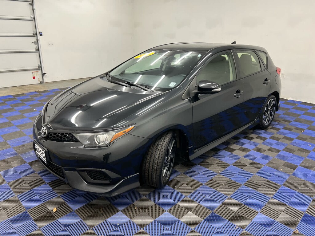 Used 2017 Toyota Corolla iM  Hatchback