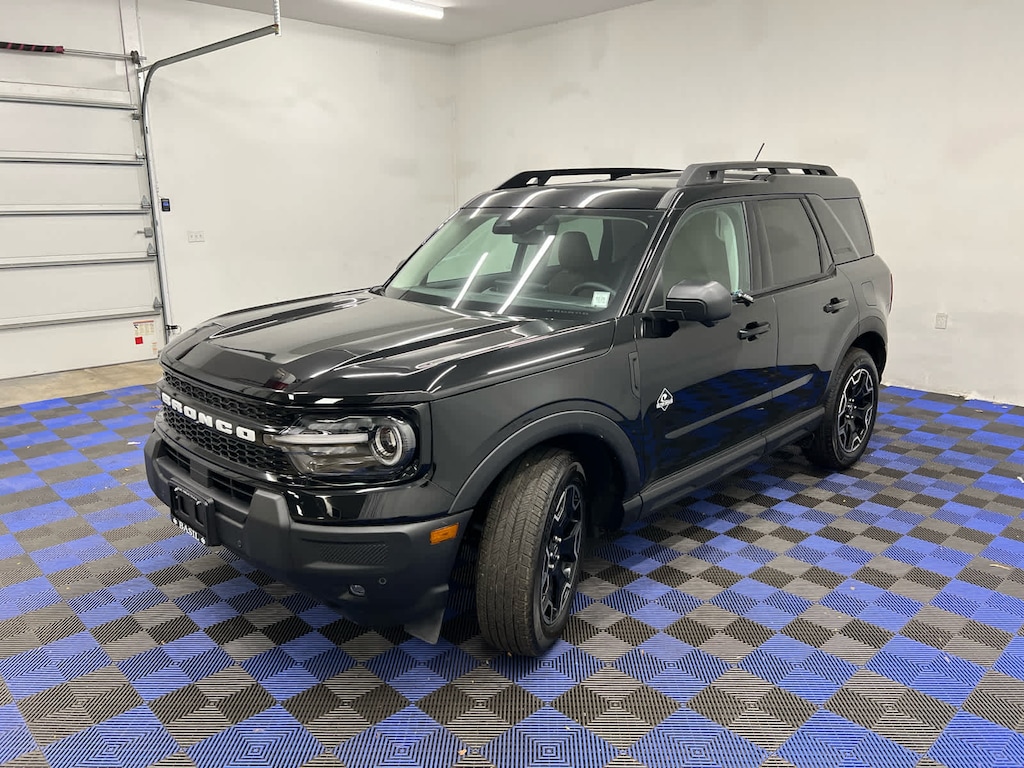 New 2025 Ford Bronco Sport Outer Banks 4x4