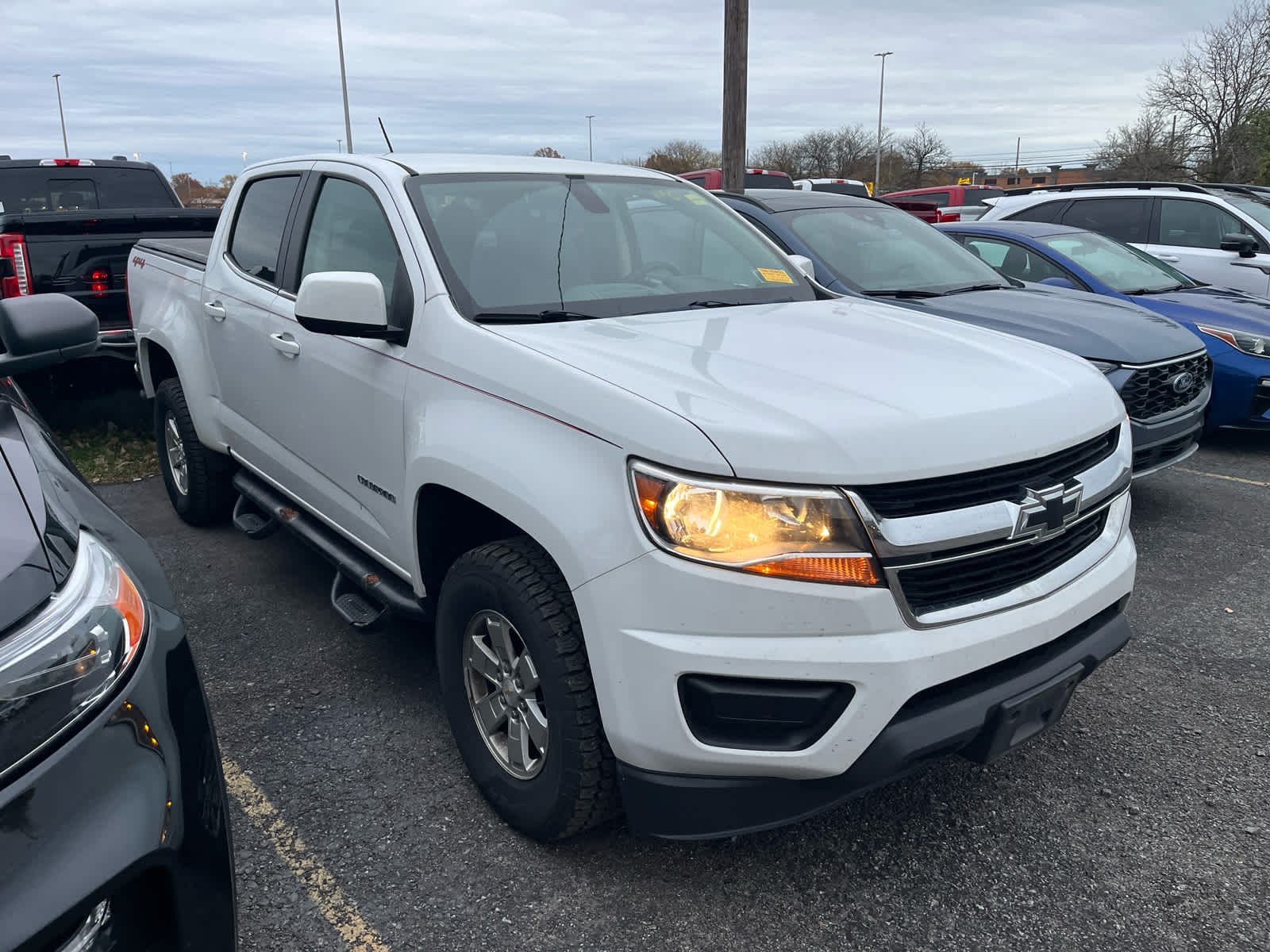 2020 Chevrolet Colorado Work Truck photo 2