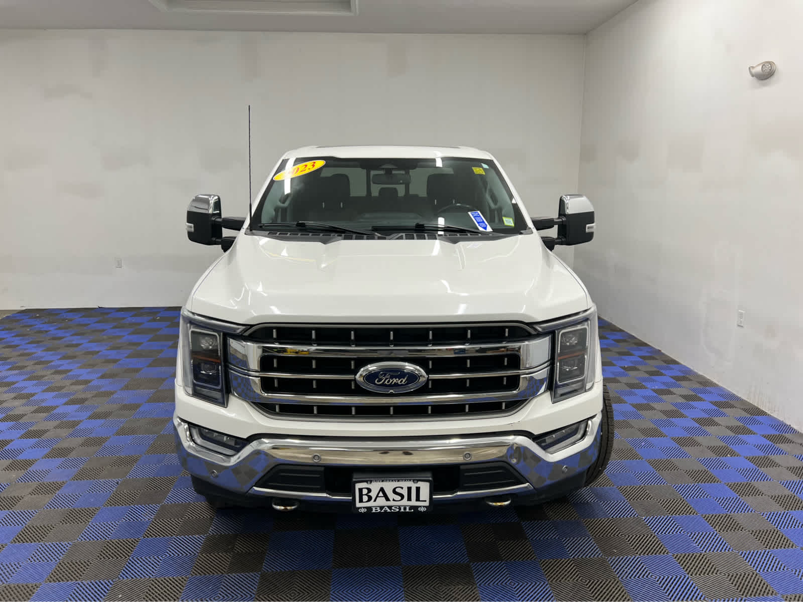 2023 Ford F-150 Lariat - Photo 11