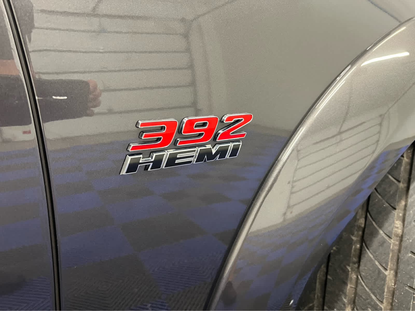 2C3CDXGJ4NH124370