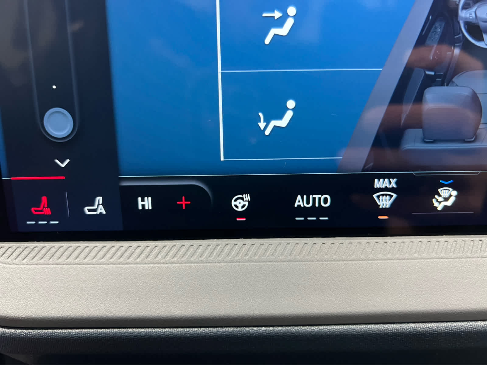 2025 Ford Maverick XLT - Photo 24
