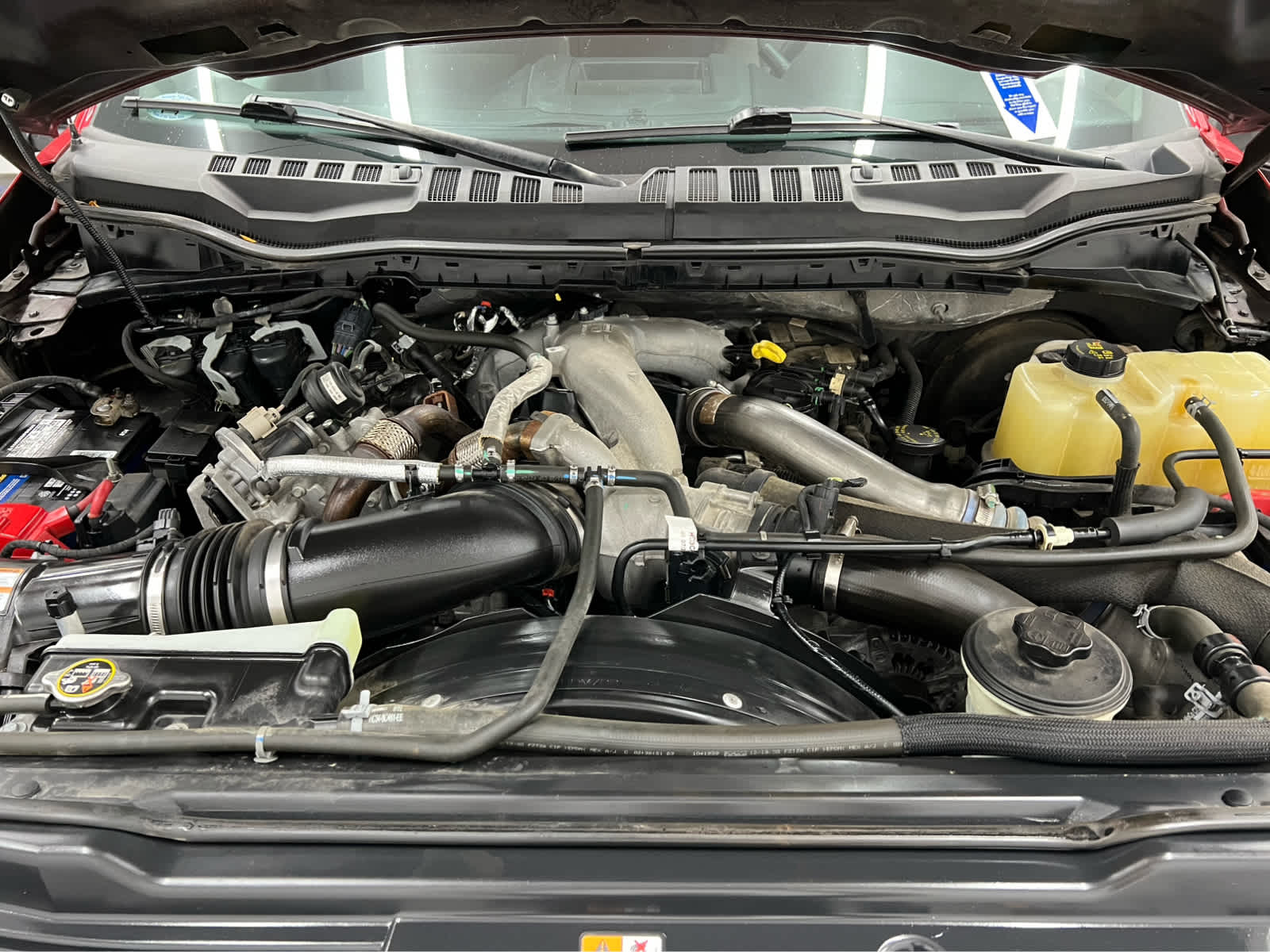 2021 Ford F-250 XLT photo 2