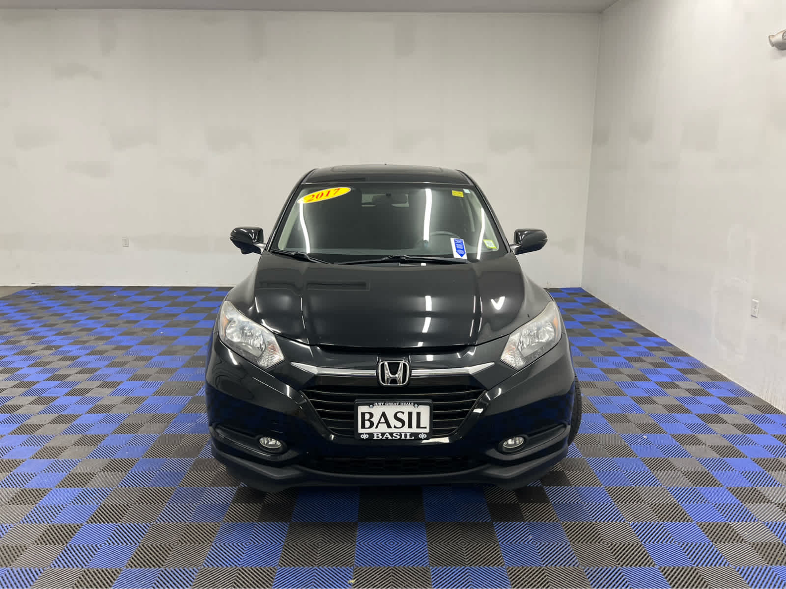 Used 2017 Honda HR-V EX with VIN 3CZRU6H57HG709220 for sale in Niagara Falls, NY