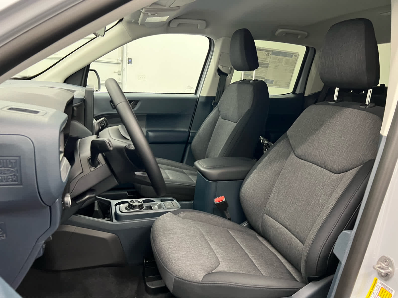 2025 Ford Maverick XLT - Photo 9