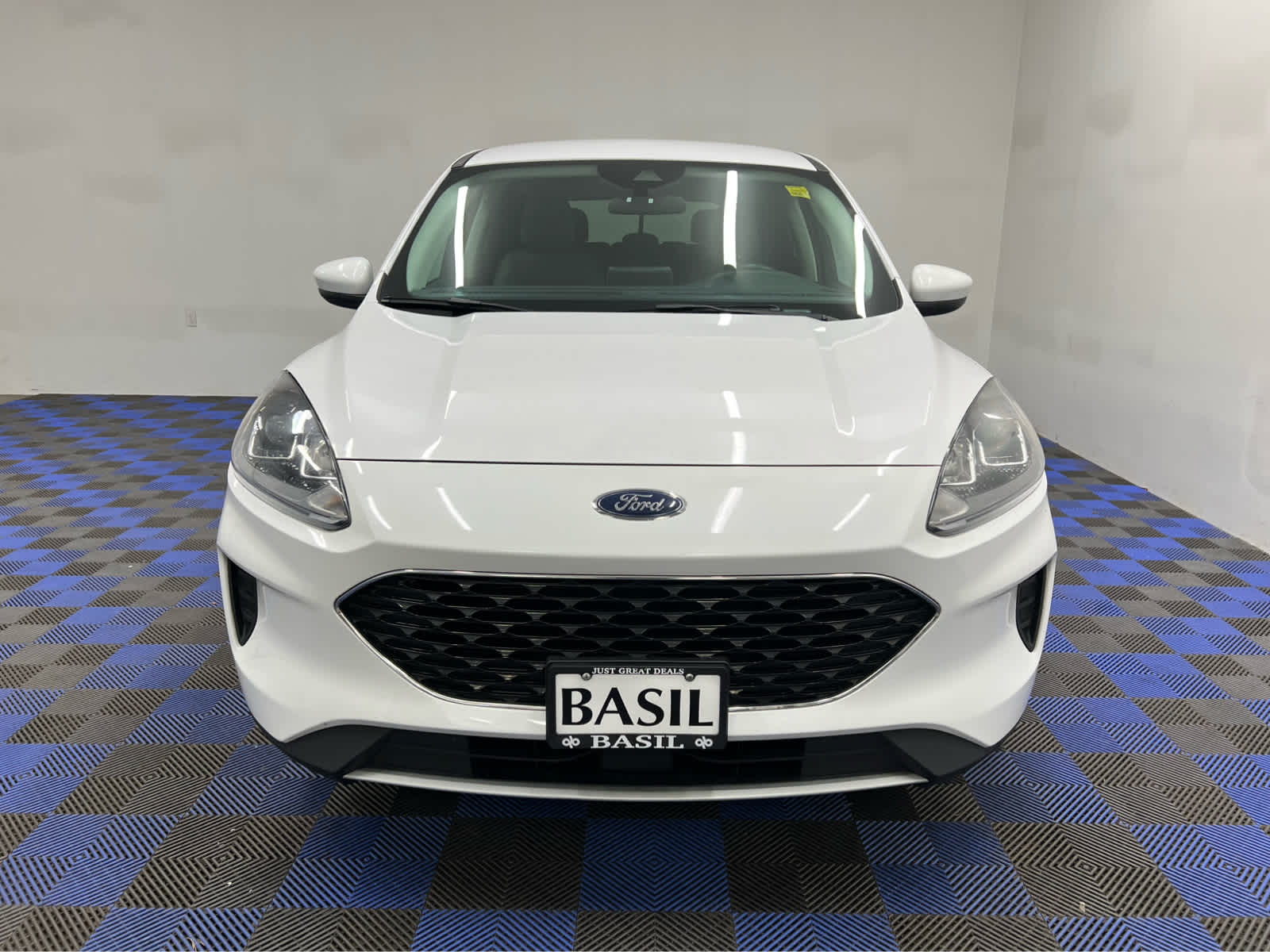 Used 2021 Ford Escape SE with VIN 1FMCU9G6XMUB09639 for sale in Niagara Falls, NY