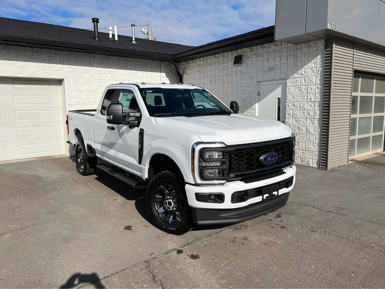 2026 Ford F-350 Super Duty XL - Photo 25