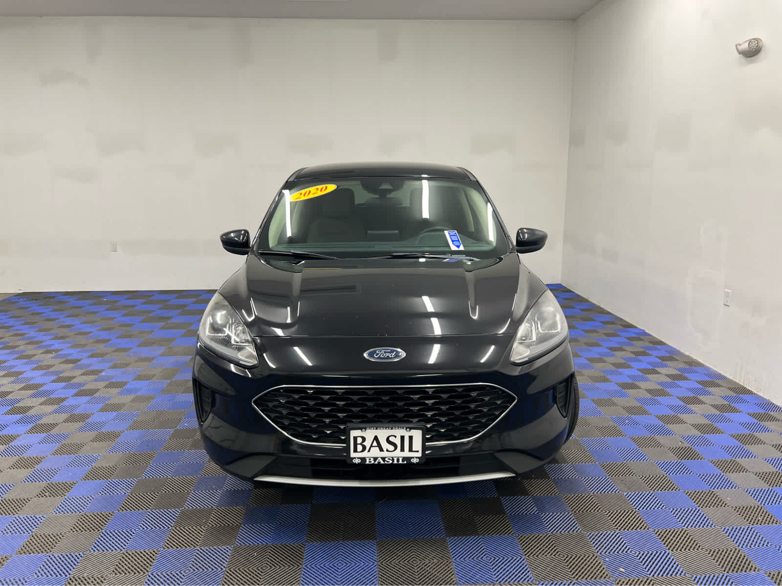 Used 2020 Ford Escape SE with VIN 1FMCU9G64LUA71954 for sale in Niagara Falls, NY
