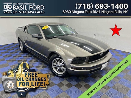 2005 Ford Mustang Deluxe Coupe