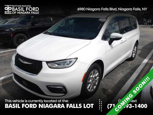 2023 Chrysler Pacifica Touring L