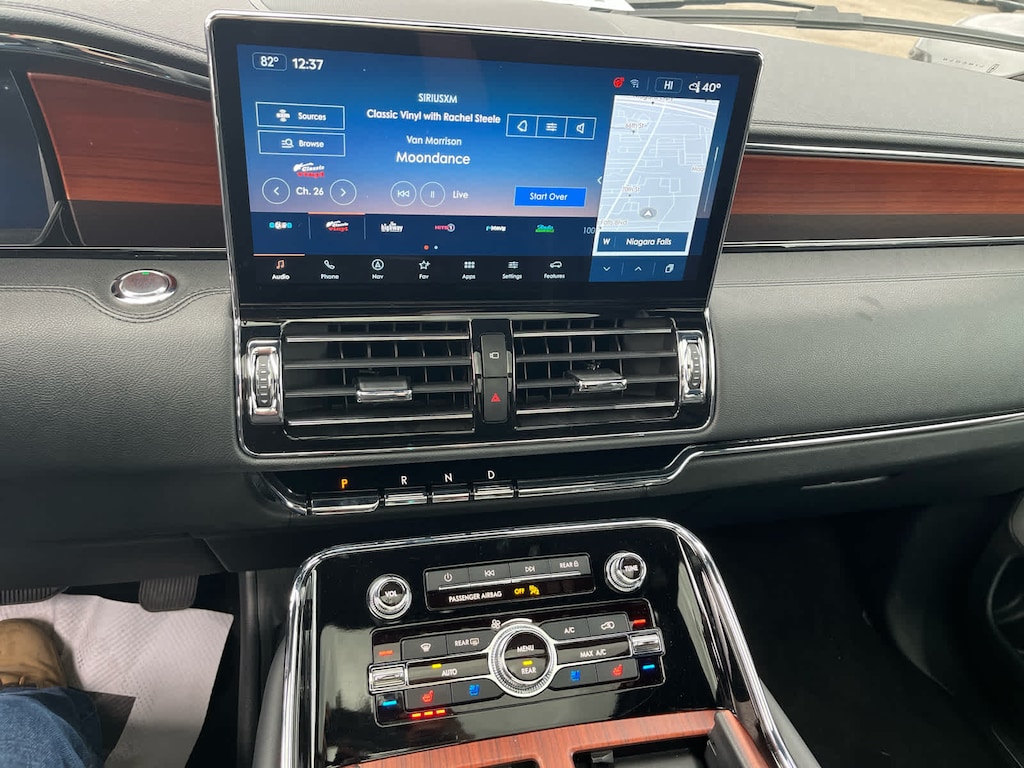 2023 Lincoln Navigator L Reserve photo 4