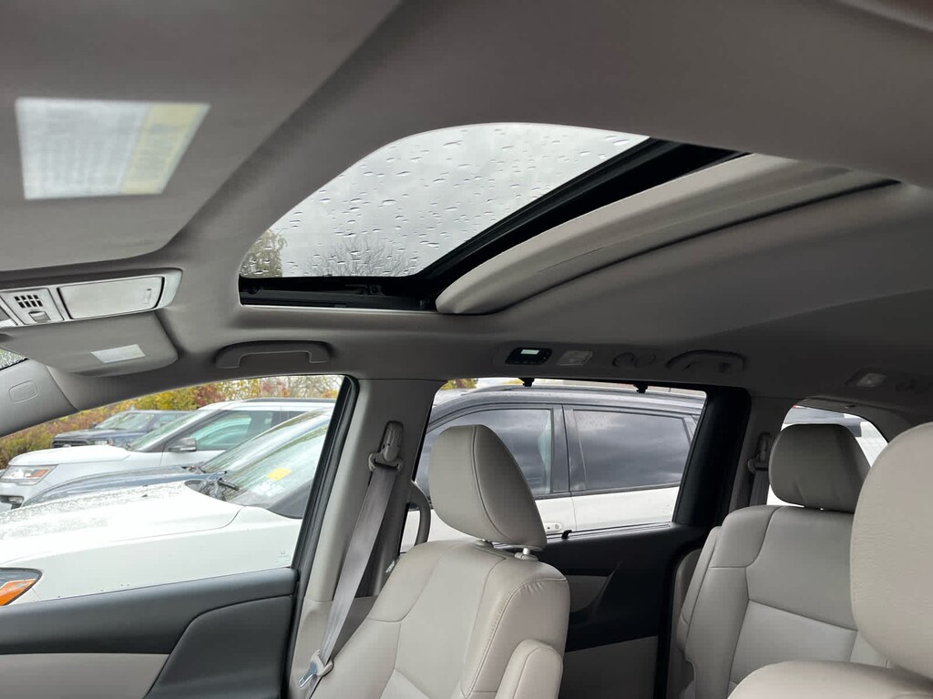 Used 2017 Honda Odyssey EX-L Van