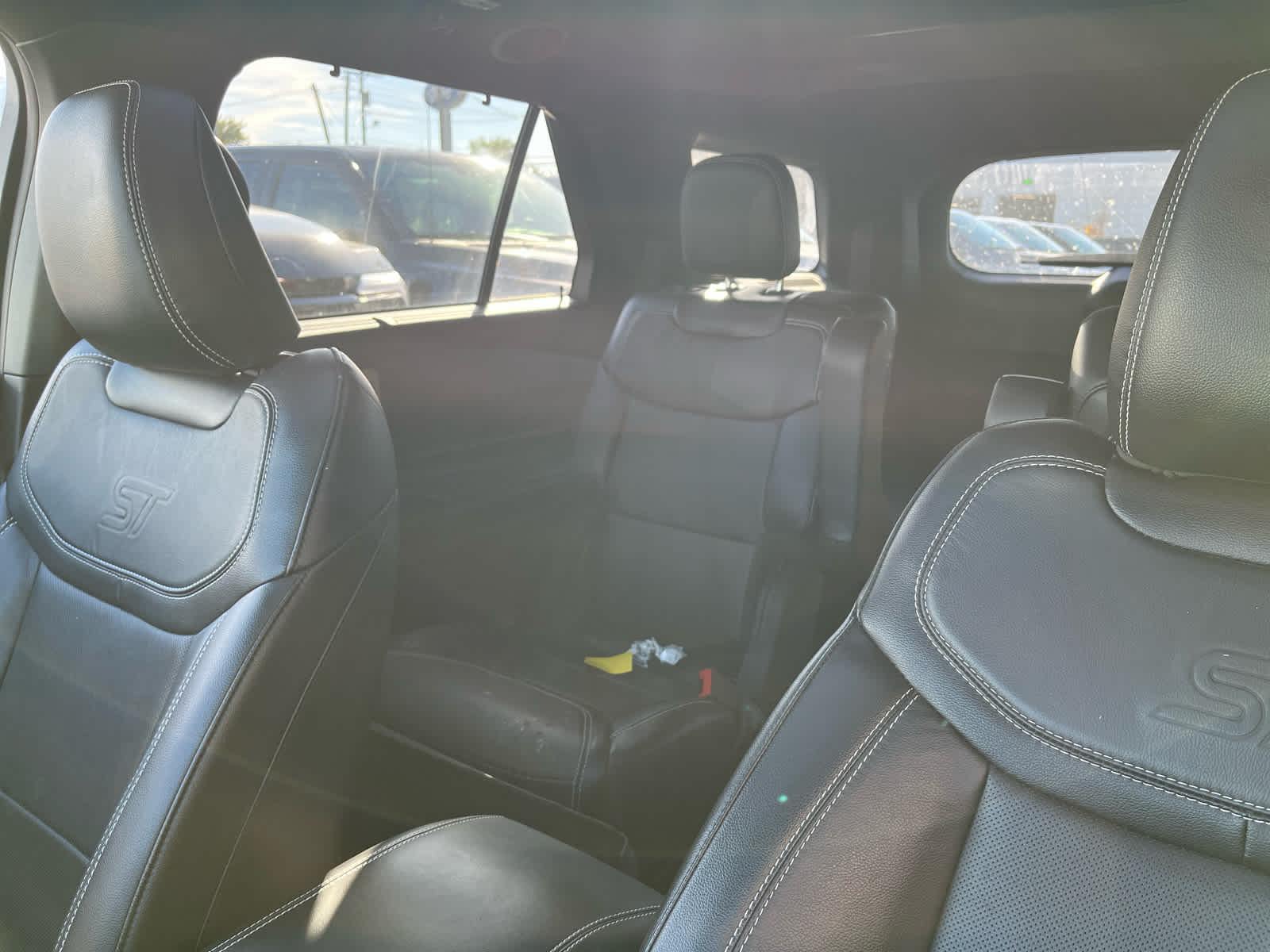 2021 Ford Explorer ST photo 3
