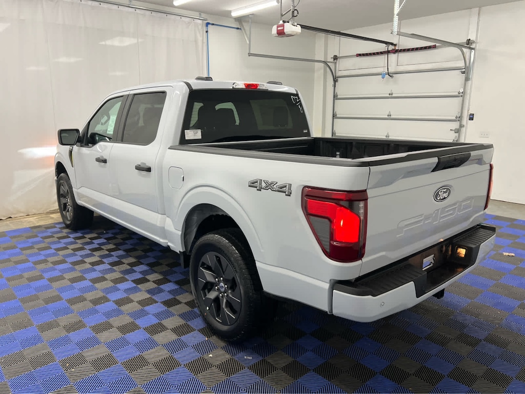 New 2025 Ford F-150 STX 4WD Supercrew 5.5 Box 4WD SuperCrew 5.5 Box