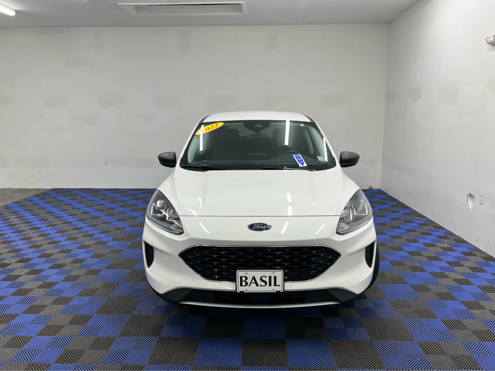 2022 Ford Escape SE photo 2