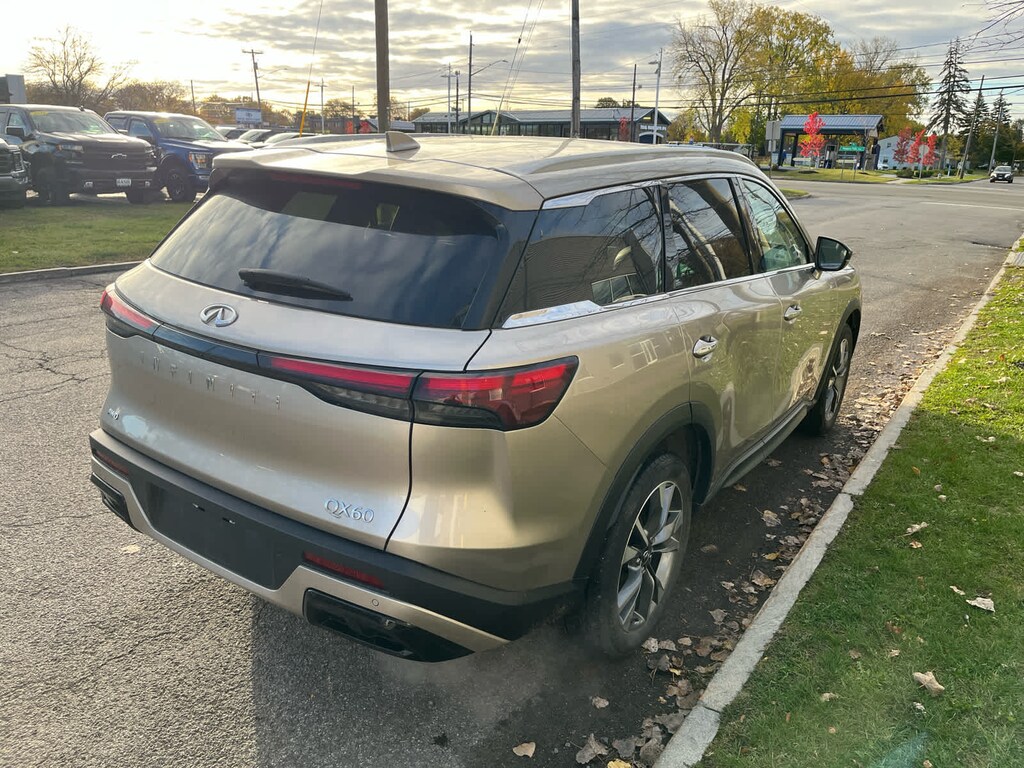 Used 2023 INFINITI QX60 Luxe SUV