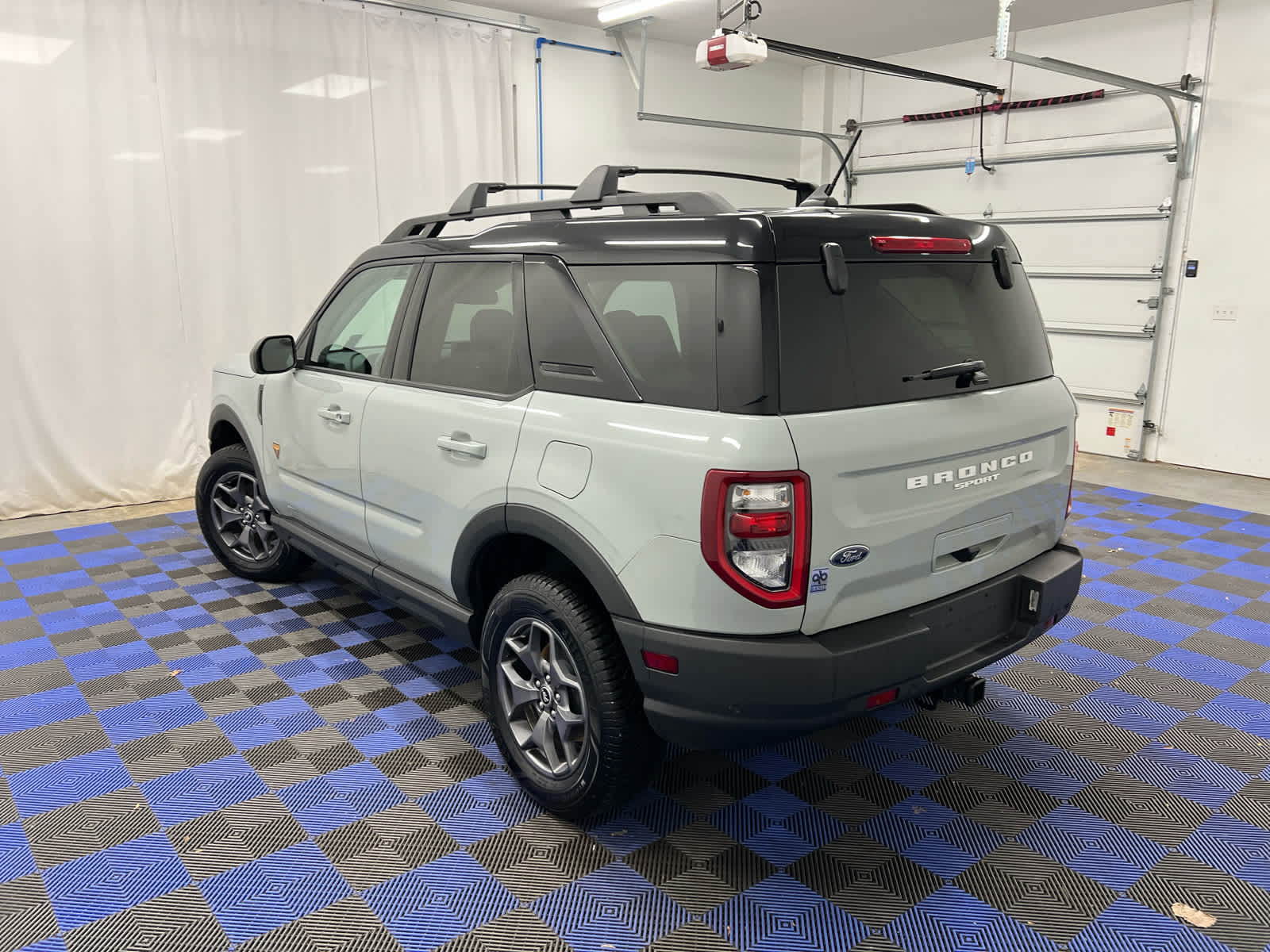 2022 Ford Bronco Sport Badlands photo 2