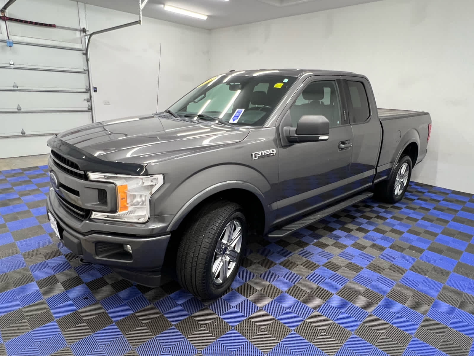 2018 Ford F-150 XLT photo 3