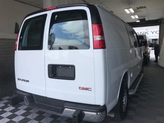 2023 Gmc Savana 2500 Cargo photo 3