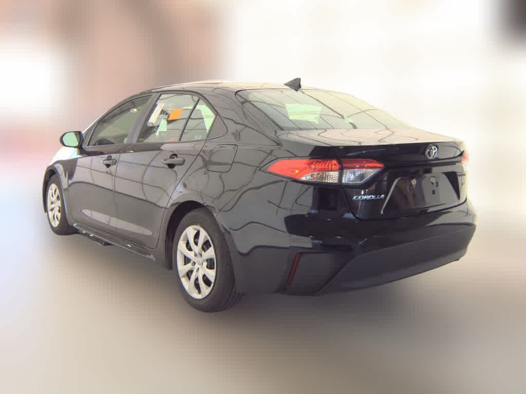 2024 Toyota Corolla LE photo 2