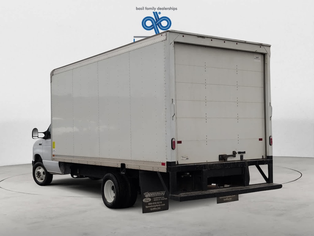 2024 Ford E-450 photo 4