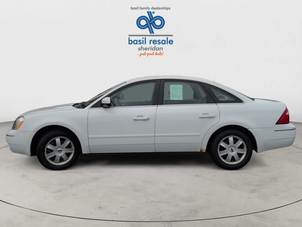 Used 2005 Ford Five Hundred SE Sdn