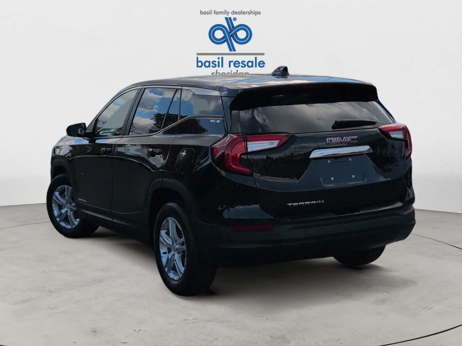 2023 Gmc Terrain SLE photo 4
